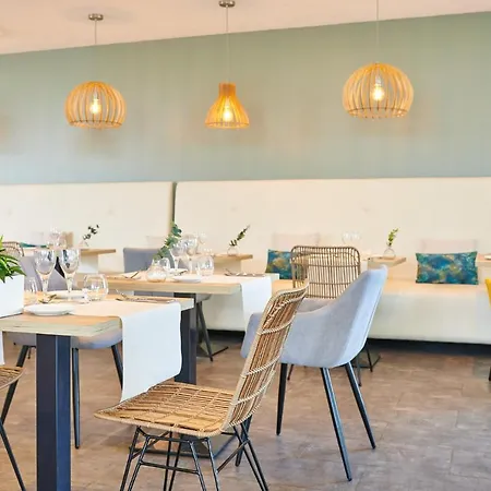 Отель Les Terrasses D'atlanthal 3*
