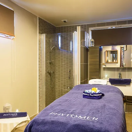 Les Terrasses D'atlanthal 3*