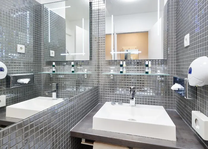 ホテル レ テラス ダトゥランタル